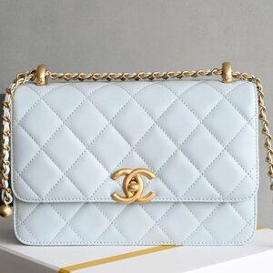 Classic CHANEL Bag: A Stylish and Versatile Choice for Elegance